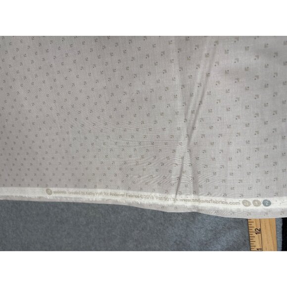 Andover Fabrics Gray Dot Cotton Fabric 1/2 yard x 44" for Quilting & Sewing Proj - Picture 3 of 5
